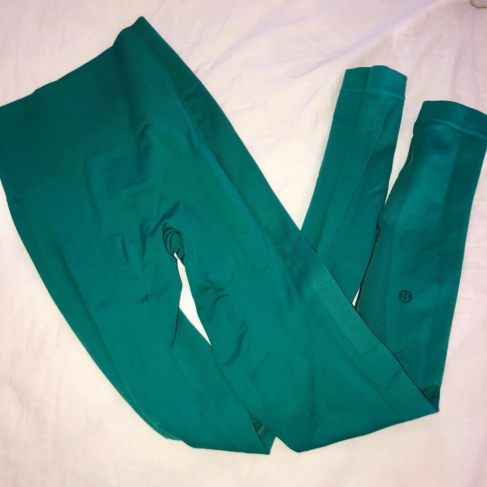 NEVER WORN- Lululemon leggings